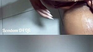 a blowjob and cumshot that no one can refuse, especially with that big ass brunette.