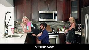 is this stepsister freeuse during video games?