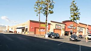 zoe foxx fucks roughly 😍