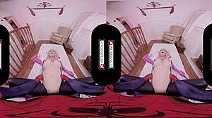 Spider Gwen Blows Your Mind With Her Mouth And Pussy In Vrporn!