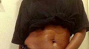 Naejae seduces u with a strip tease before she squirts