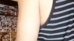 Plumber unclogged my pipe with a big facial 😏