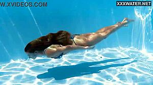 Hey Ivi Rein, how do you stay underwater so long?