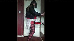 Old red black masturbation machine!