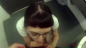 Wife has public sex and gets creampie in the park