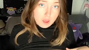 Intensives Dildolutschen und Muschenspiel!