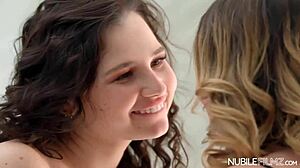 I crave that smoking hot blowjob with a messy creampie finish.