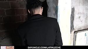 hired danny for construction, he gave me a blowjob 😏