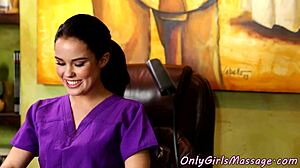 busty gilf amanda from the uk is licking her old pussy in hd