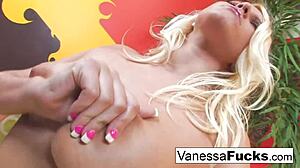 vanessa fucks her tight 18+ pussy