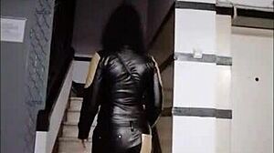 uh, latex diva got me all messed up... damn