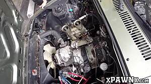 babe bangs to sell her junk car at pawnshop