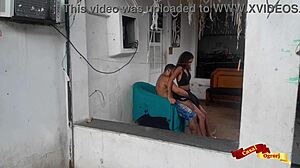 Minha enteada me faz a barba e me da o cuzinho. Gay teen babysitter bareback fun!