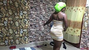 Home Delivery Turns Into Pumping Pussy With Big Cock And Cum On Ass