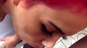 Morena cavalona beatriz lemos de quatro fudendo gostoso com lingua e dedos