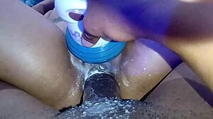 Fuck my stepmother's big ass and cum inside!