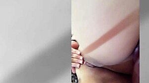 Co�o Calentito De Mi Sexy Madrastra Crystal Ella Siempre Esta Muy Cachonda