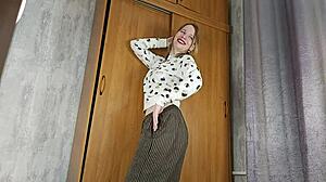 Crazy Orgasm After Intense Photoshoot