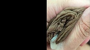 Novinho Dotado Gozando Gostoso With Cute Twink