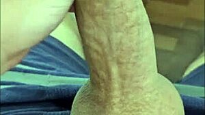 Novinho Dotado Gozando Gostoso With Cute Twink