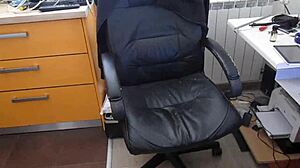 croatian gay guy cums hard