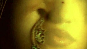 An arousing moves from indian milf!