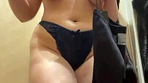 Teen BBW Masturbates Pussy With Vibrator In Public Close-Up