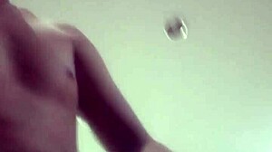 this thai gay boy loves cumming so much 😍