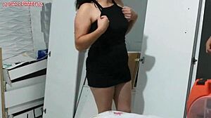 Amadora seduzindo o montador e pagando o servi�o com xerecard