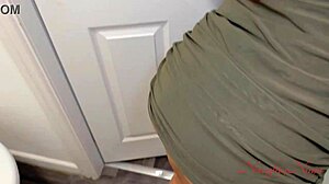 Friend's mom, you gotta satisfy me now!