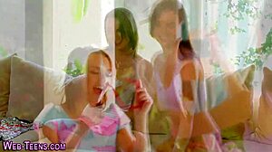 i love watching spex teen les licking, it's so hot and petite