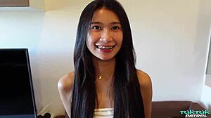 สาวไทยผอม ลองควยต่างชาติยักษ์