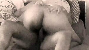 Homemade routine before sleeping with couple