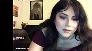 Hot chubby tranny beats her meat and chills