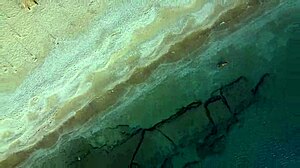 Drone captures babe’s exhibitionism on nudist beach. What a view!