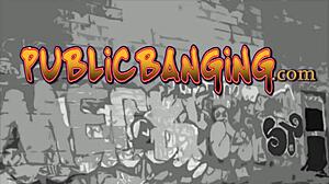 पेटाइट यंग वुमन 18+ वाइल्ड ब्लोजॉब से पहले चूत रगड़ती है।