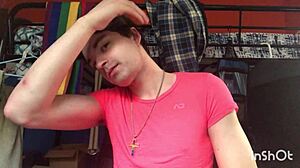 Wow, gay twink Niko Springs strip teases and shows big cock!