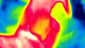 i'm fuckin with my girlfriend's big ass and makin her cum with my tongue