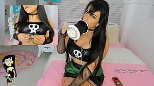 Intense ASMR Sam Manson cosplay with ear licking, blowjob, and foot worship.