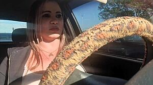 Bianca Naldy gives a relaxing anal ride outdoors 😏