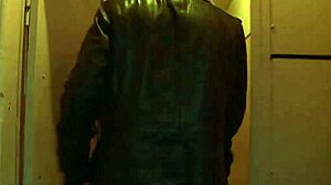 Want to see teen pussy slurping?