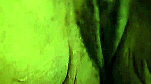 angelgxkuzz shows off her phat wet pussy