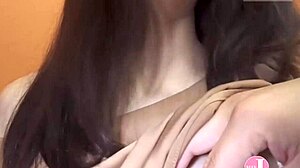 美穂の素股が中出しアクションに変わり、彼女は大好き！😳