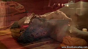 Massage prostate gay pour lui