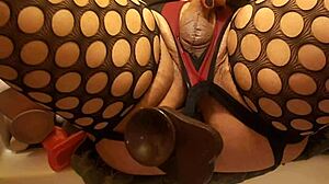 Mature transsexual masturbates with toys before anal orgasm