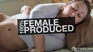 laney: 'rubbing my pussy feels amazing'