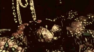 Moorish harem orgy with blowjobs and pussy