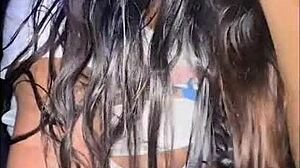 18 a�os hermosa universitaria amateur me paga con cogida