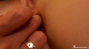 li and sylvia lick each other's asses