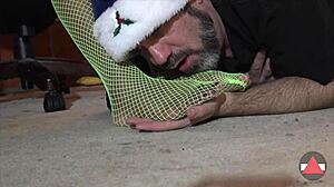 worship my green fishnets feet, amateurs in femdom nylon domination